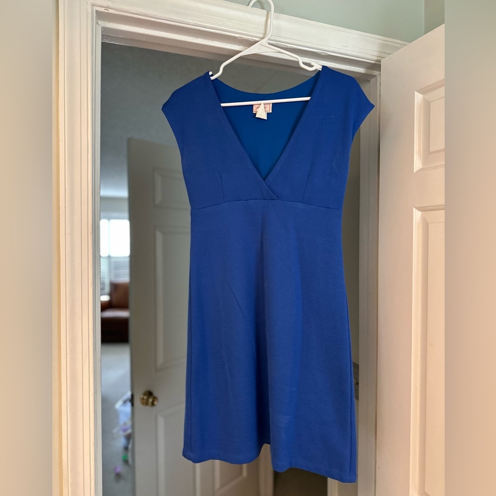 Beautiful blue dress, love…ady, size small